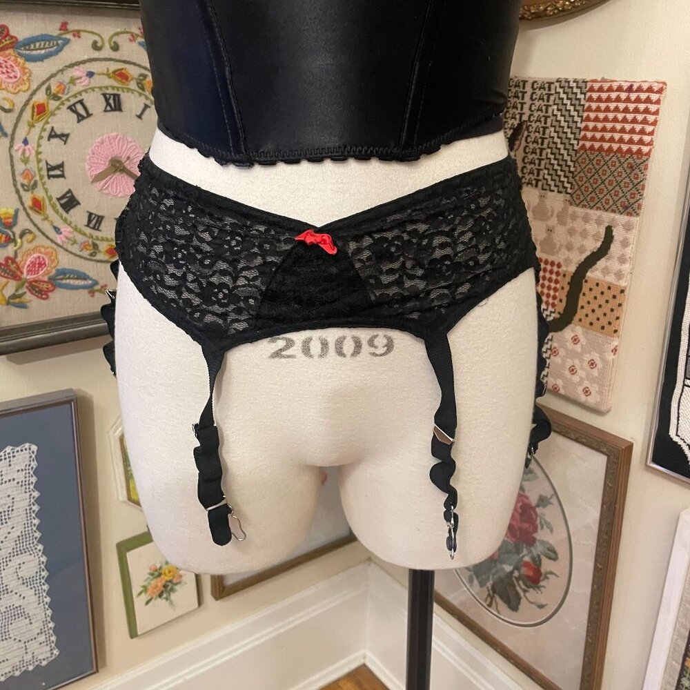 Vintage Black Lace Garter Belt With Bow Accent Size S